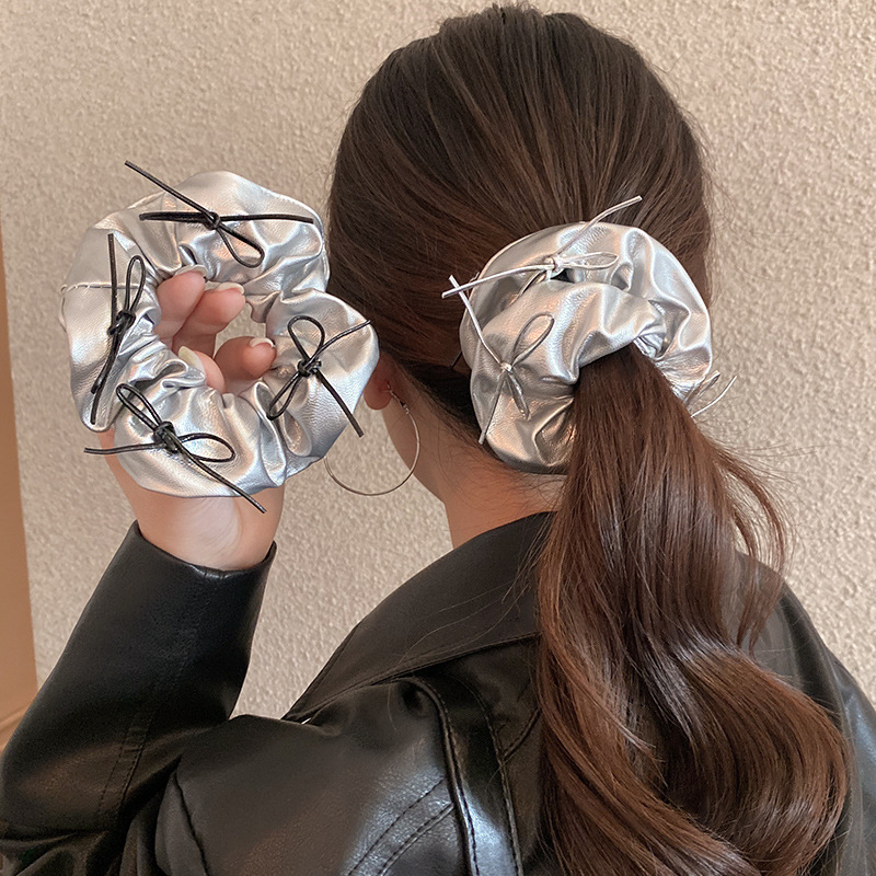 甘くてクールなシルバーレザーリボンヘアゴム、ハイエンドのパーソナライズされたヘアゴム、ゴムバンド、ヘアアクセサリー|undefined