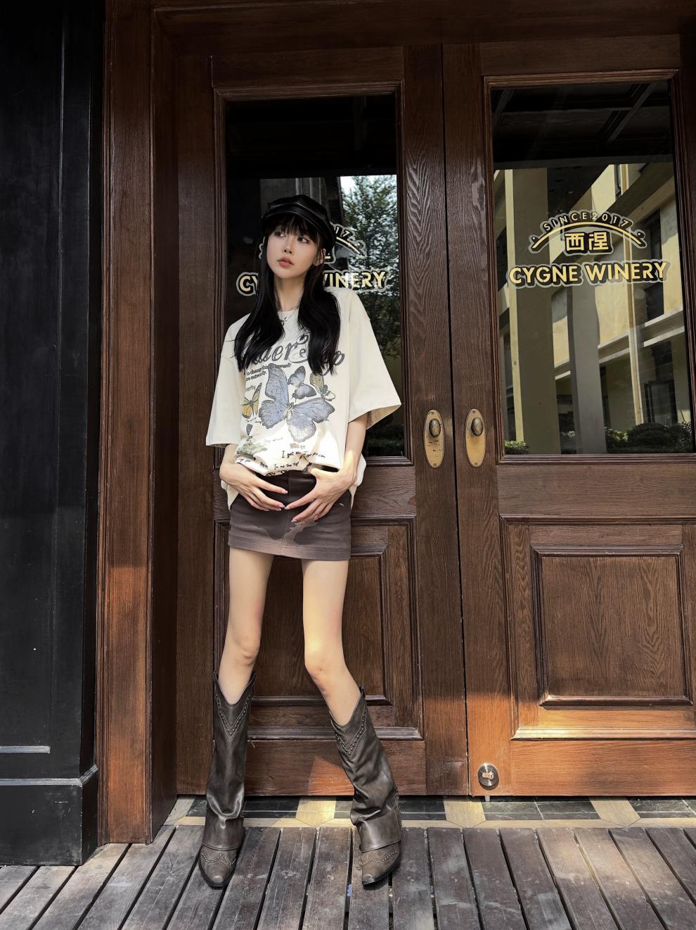 2025 Spring and Autumn Season New Pointed Rivet Trouser Sleeve Show Slim Western Cowboy Boots Thick Heel Side Zipper_voghion.com