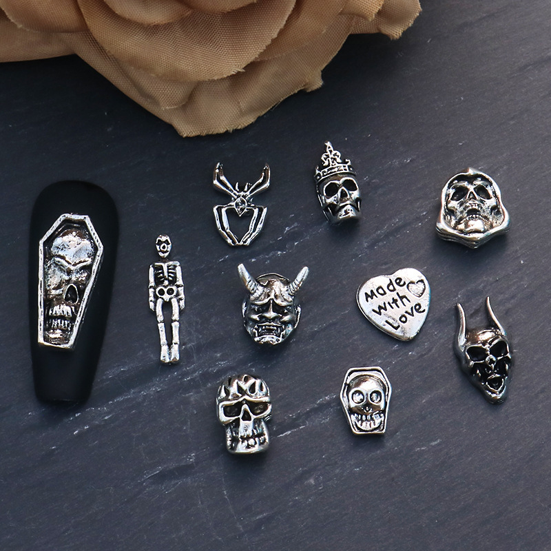 Halloween nail accessories ins design vintage distressed ghost face skull nail decorations factory wholesale