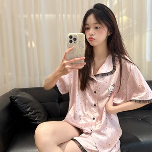 ���chellokitty؈˯��Ů�ļ��¿߅������ϵ�W���Ӽҷ����b�⴩