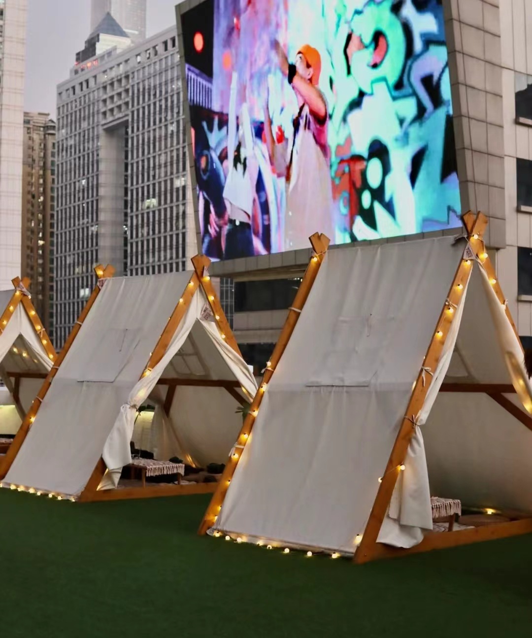 Internet celebrity tent triangle terrace Hot Pot Cottage barbecue outdoor camping starry bed & breakfast catering rain-proof tent
