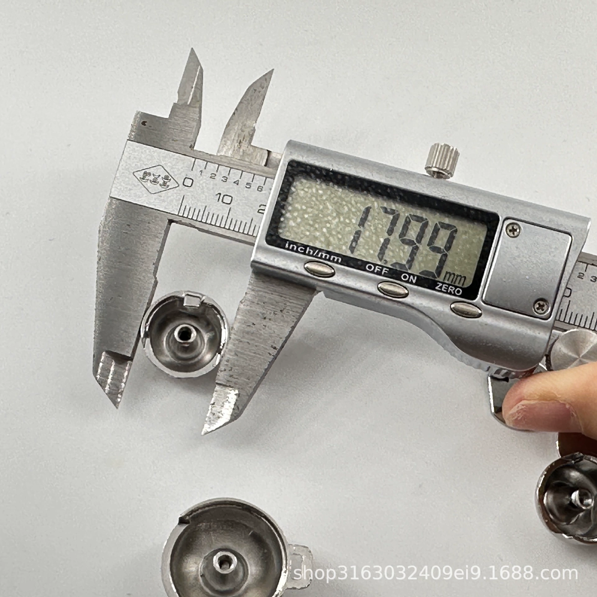 Пояс металлический халат 1.0см