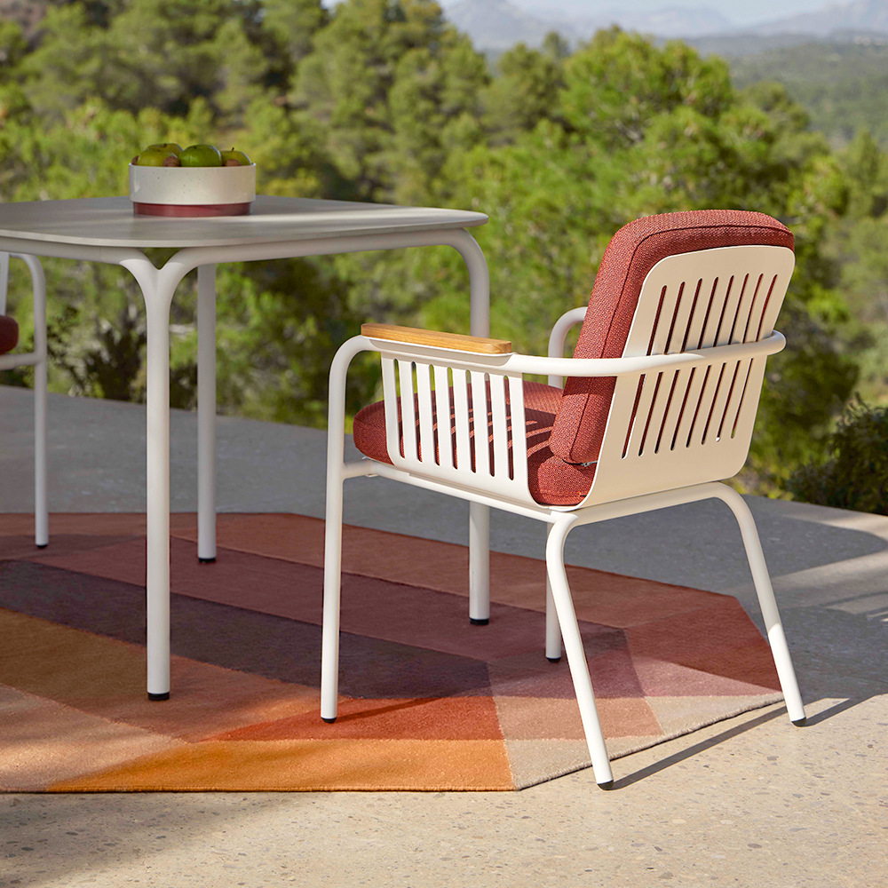 Mesa y silla al aire libre, patio, villa, ocio, aleación de aluminio de aluminio impermeable, protección solar, jardín, alojamiento residencial, balcón al aire libre, combinación de mesa cuadrada image 4