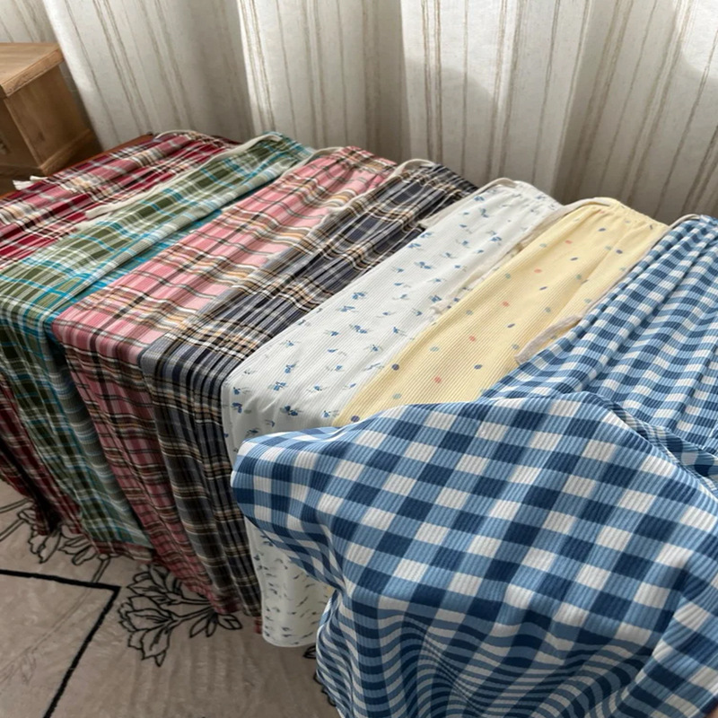 Pantalones anchos con hilo de seda de hielo de lunares a cuadros para niños, pantalones rectos casuales finos de primavera y verano, pantalones largos de trapeador