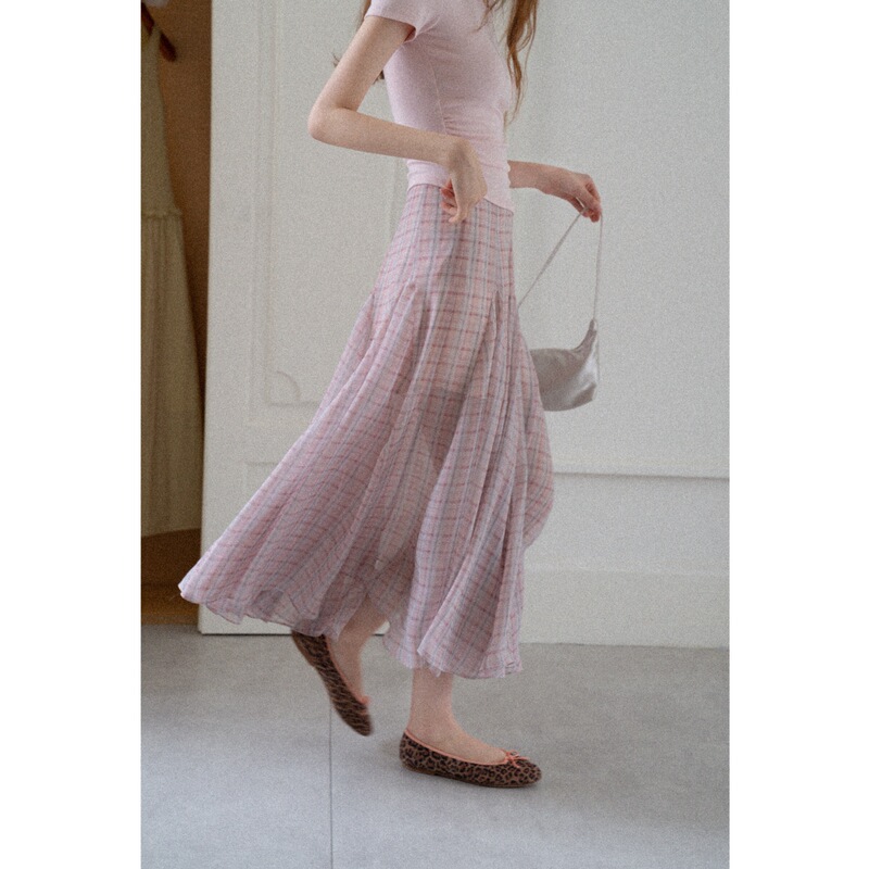 Korean-Style Drapey Pink Plaid High-Waisted Skirt for Women, Elegant and Slimming, Mid-Length Skirt with Pink Embroidery and Dyeing Korean-Style Drapey Pink Plaid High-Waisted Skirt for Women, Elegant and Slimming, Mid-Length Skirt with Pink Embroidery and Dyeing