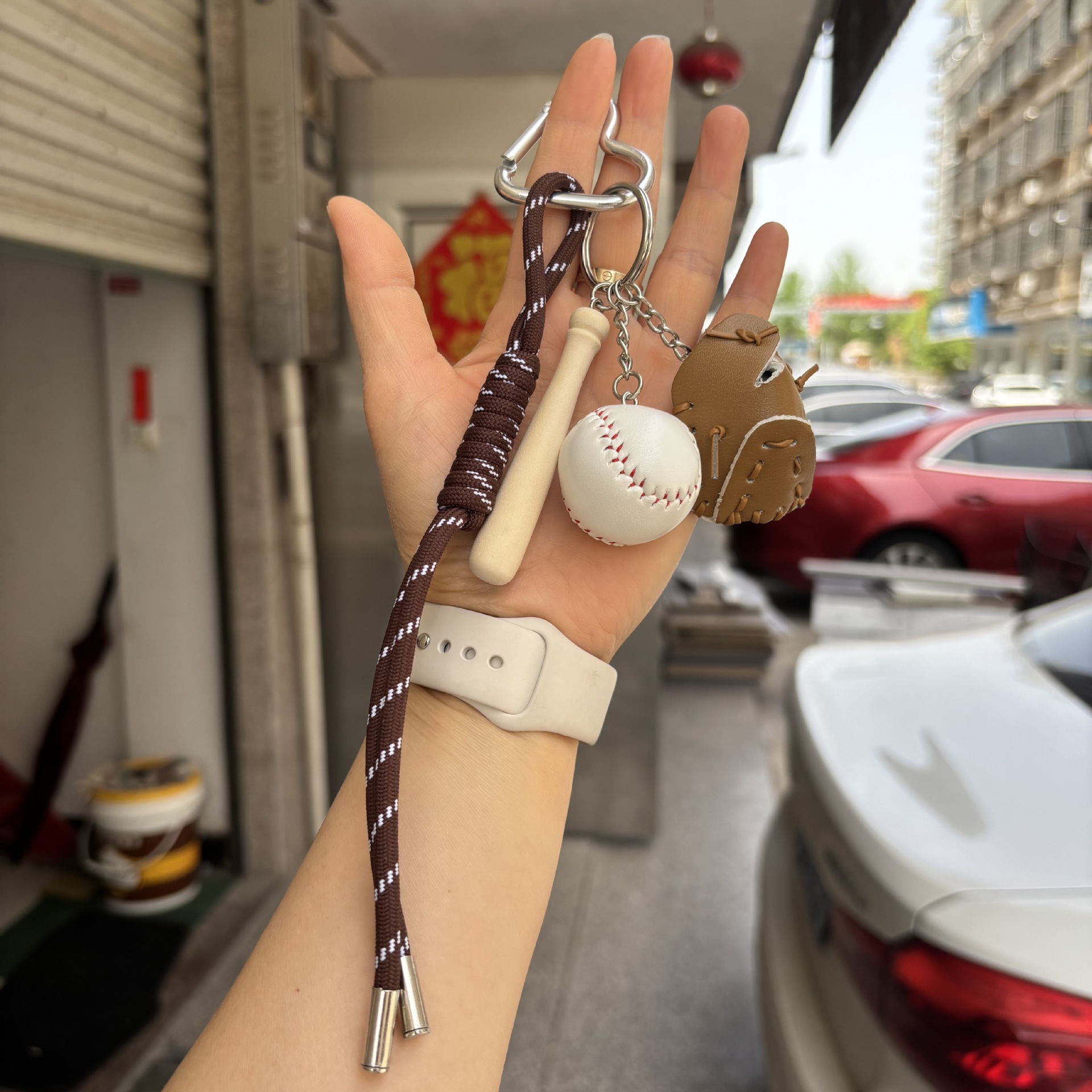 4B3880E6DE06A98C5CCF4AC84B11C4