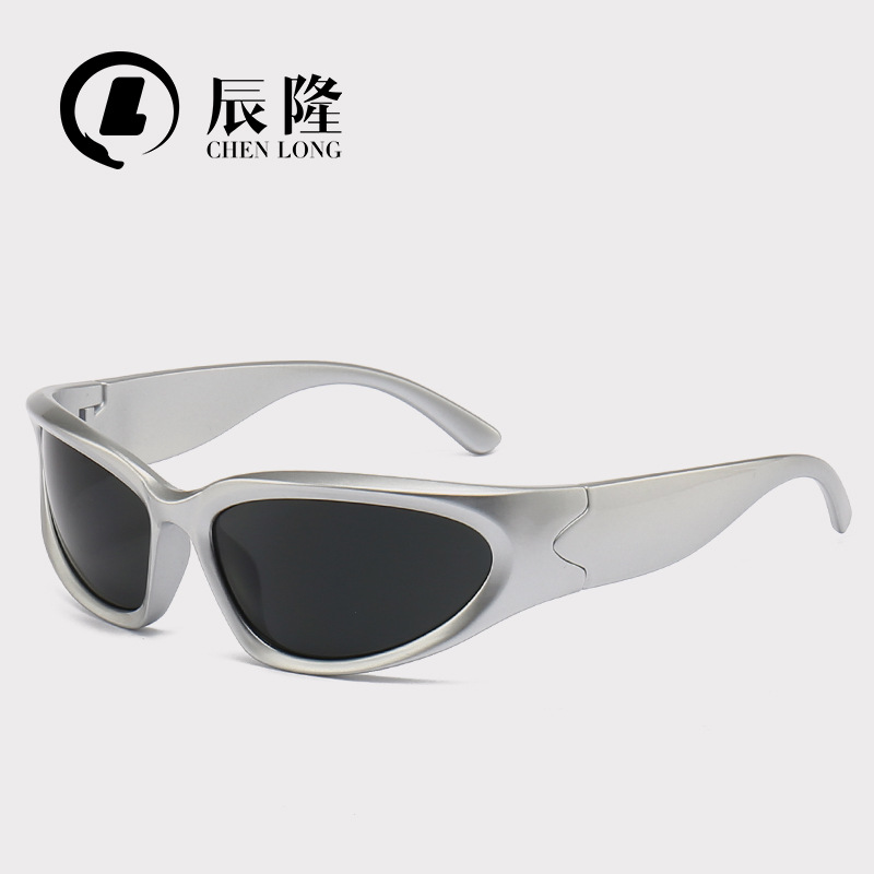 silver frame gray sheet