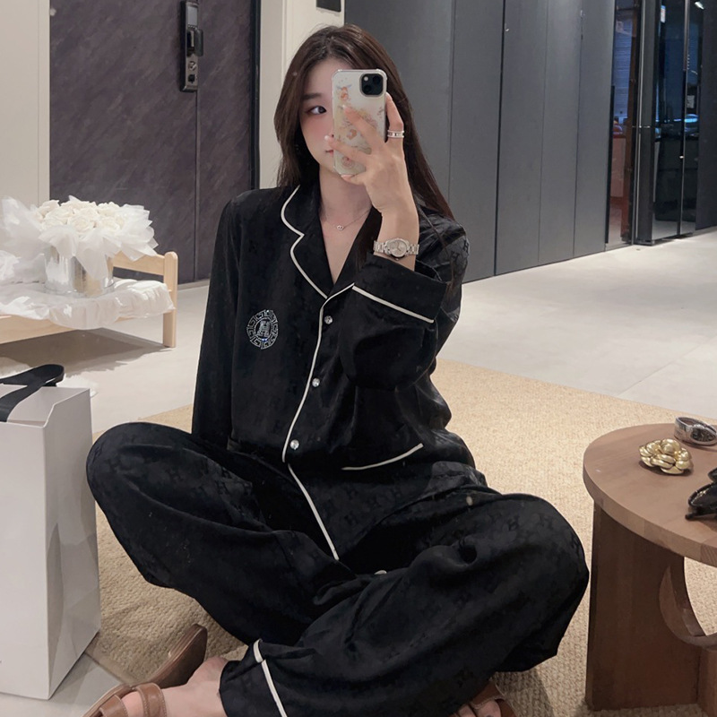 【HH】新款秋冬冰丝睡衣情侣长袖翻领烫钻简约提花高级感家居服|undefined