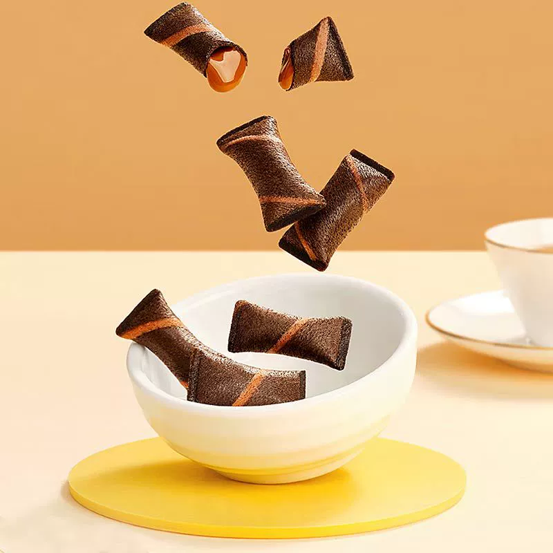 Крекер-сэндвич с шоколадом и клубникой, нежные вафели Oleo Mini Cocoa Crisp 40g ваниль тирамису персик вкус