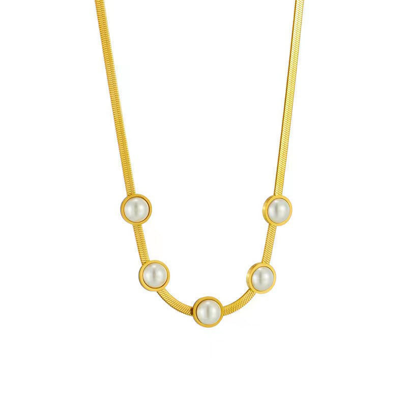 Collar de tendencia de perla simple y lujoso collar de acero de titanio de tendencia dorada universal conjunto de joyas de moda personales