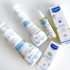 French imported Mustela mustela shampoo and shower gel two-in-one lotion baby hip massage oil cream