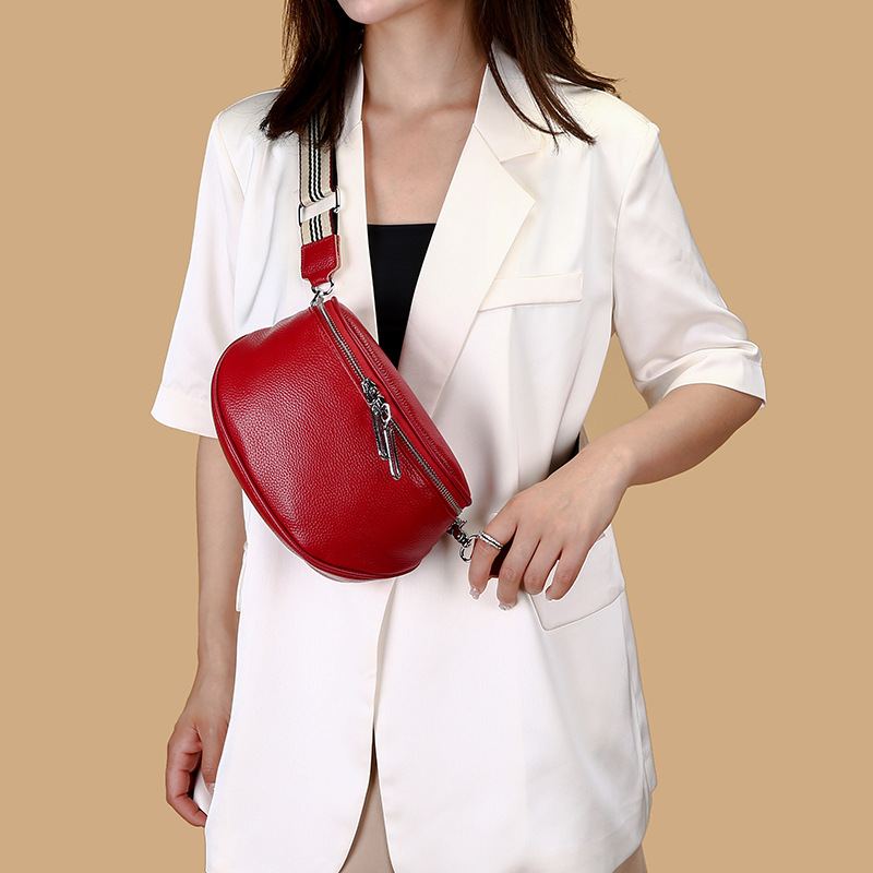 Genuine Leather Women's Saddle Bag Fashion Casual Chest Bag Simple Shoulder Crossbody Bag Versatile Niche Handbag - Thumbnail 2