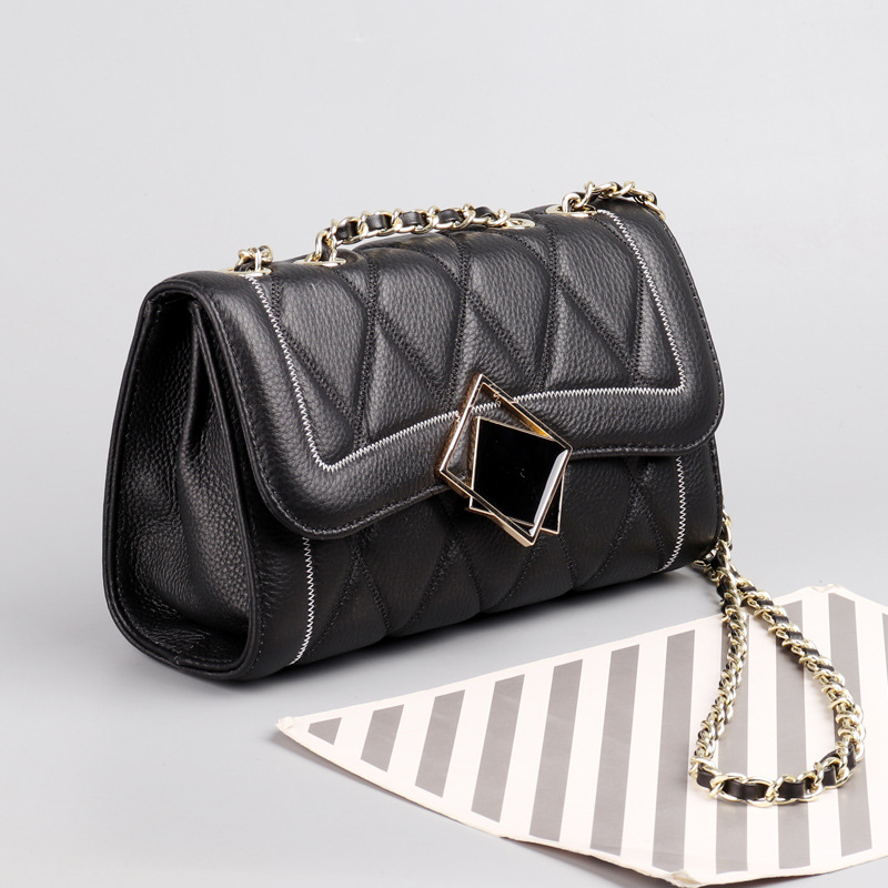 Stylish Women's Small Leather Crossbody Bag With Chain Strap_voghion.com