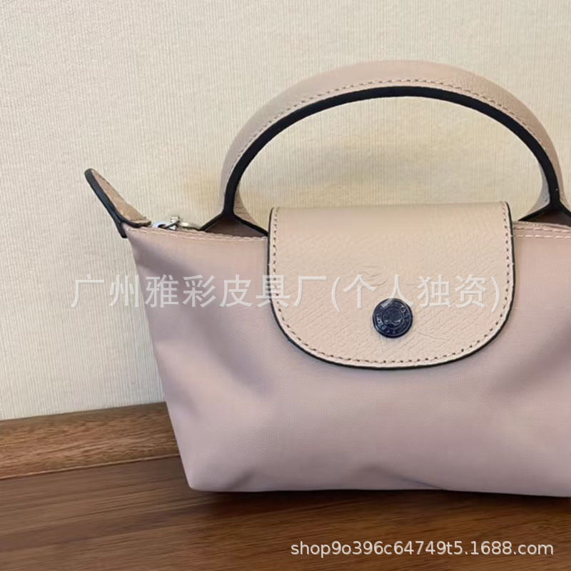 Anniversary hawthorn white