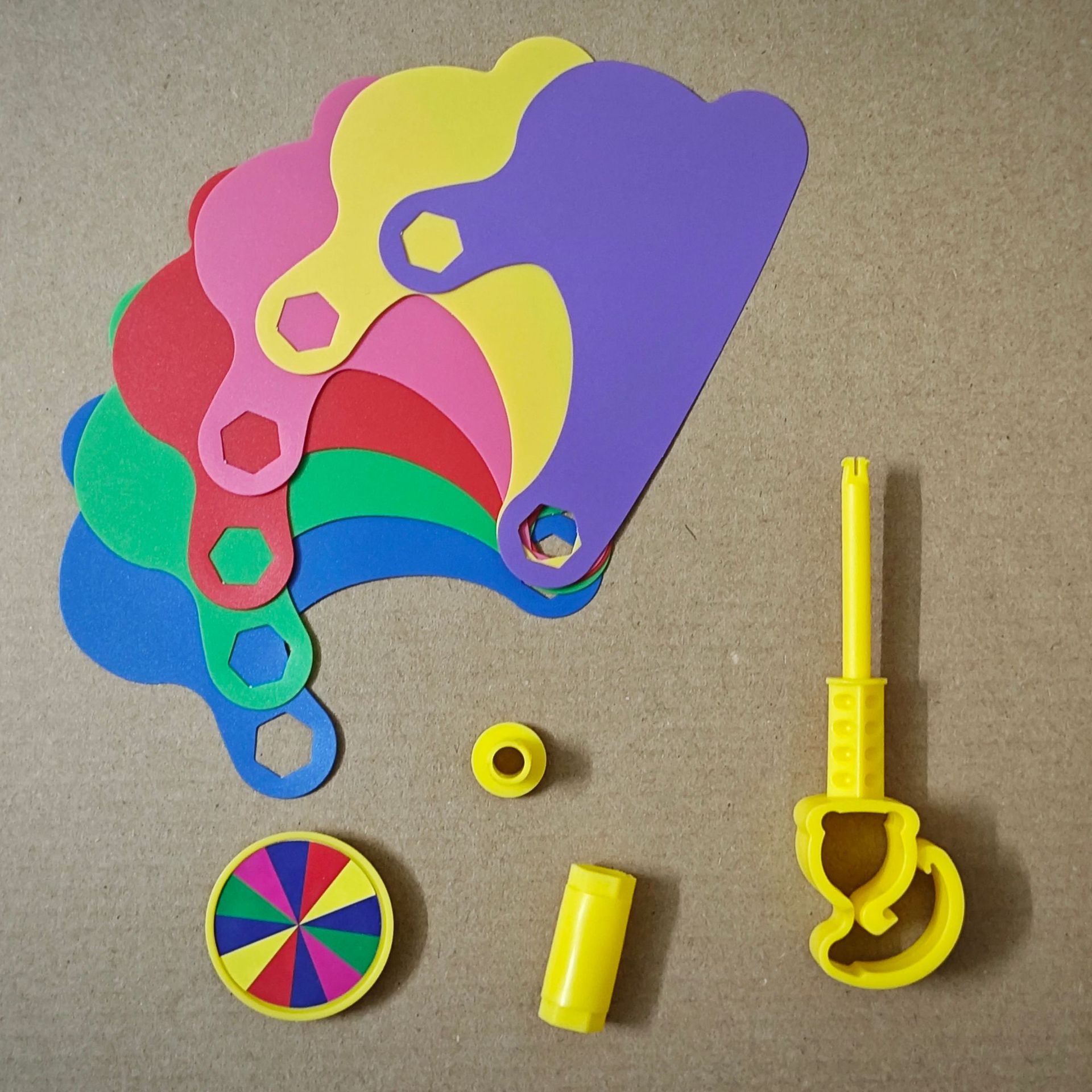 Travel plastic windmill toy for kindergarten