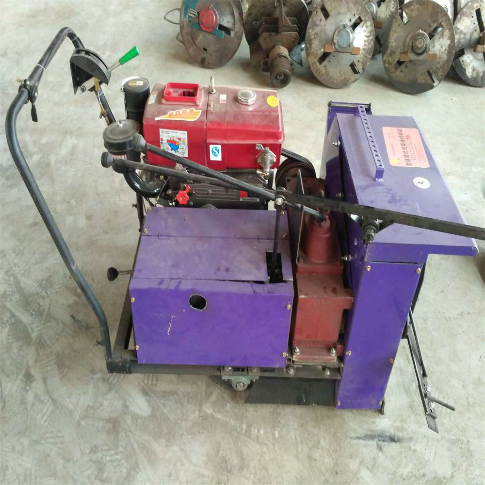 Pinchuang Mushroom Planting Machine, Mushroom and Oyster Mushroom Self-propelled Mixer, Time-saving and Labor-saving Mushroom Planting Mixer