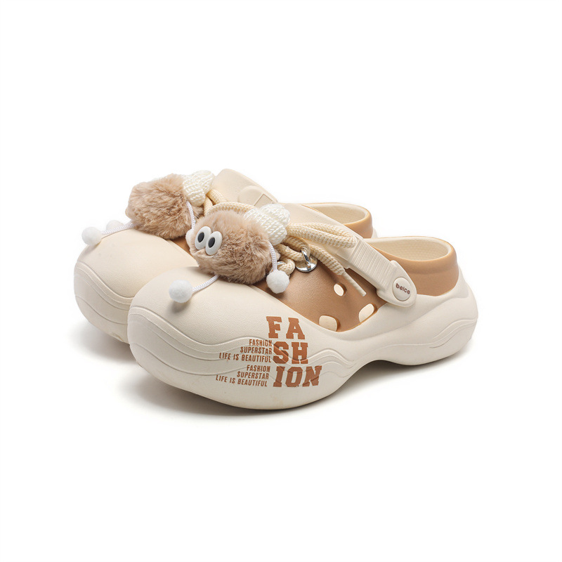 Pisando la mierda, zapatos con agujeros, zapatillas de mujer, zapatos de verano Baotou, zapatos de playa para niñas, sandalias eva al por mayor