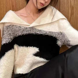 2025设计感大翻领软糯高级毛针织衫女秋冬撞色毛衣