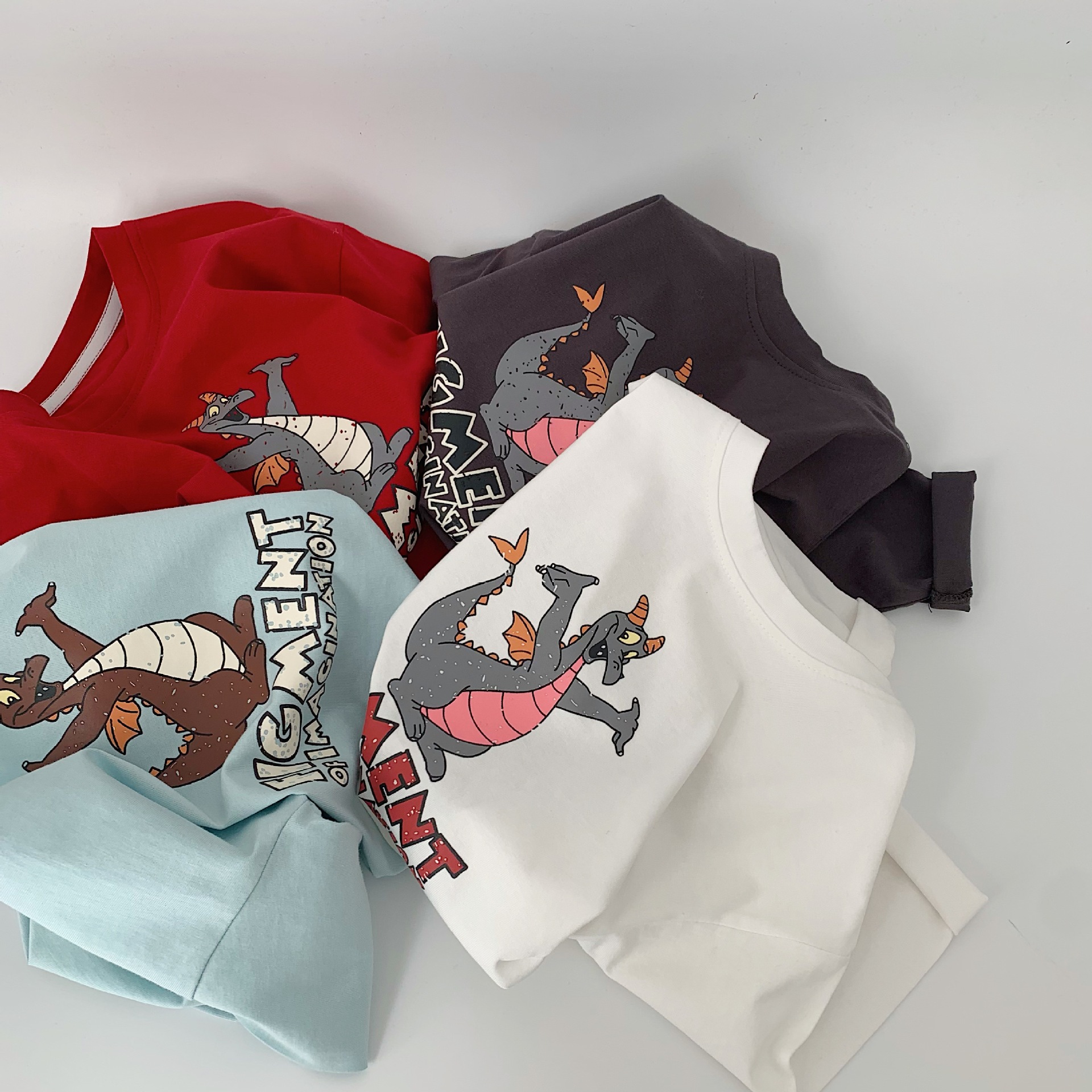 Maibao camiseta para niños 2024 ropa para niños nueva primavera de dibujos animados impreso bottoming camisa niños y niñas casual Top moda