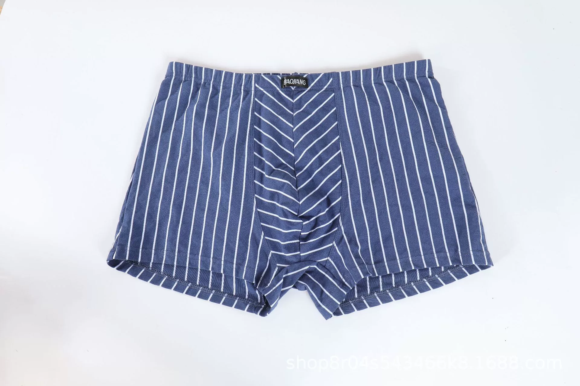 Костюм/ underwear? Wait: The line: " Underwear, breathable trousers, comfortable pants, mid rise" Translate keeping format: [Type] + [Brand] + [Model] + [features]. But instruction says avoid brand names like Amazon etc; don't alter meaning. The input has