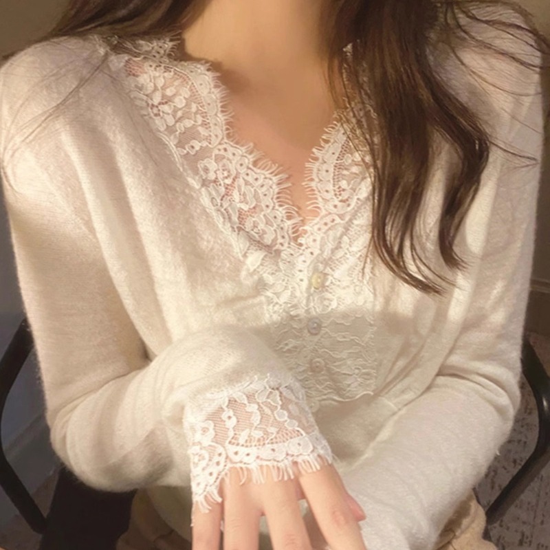 White V-neck lace sweater women's autumn high-grade inner wear chic unique beautiful sweater bottoming shirt