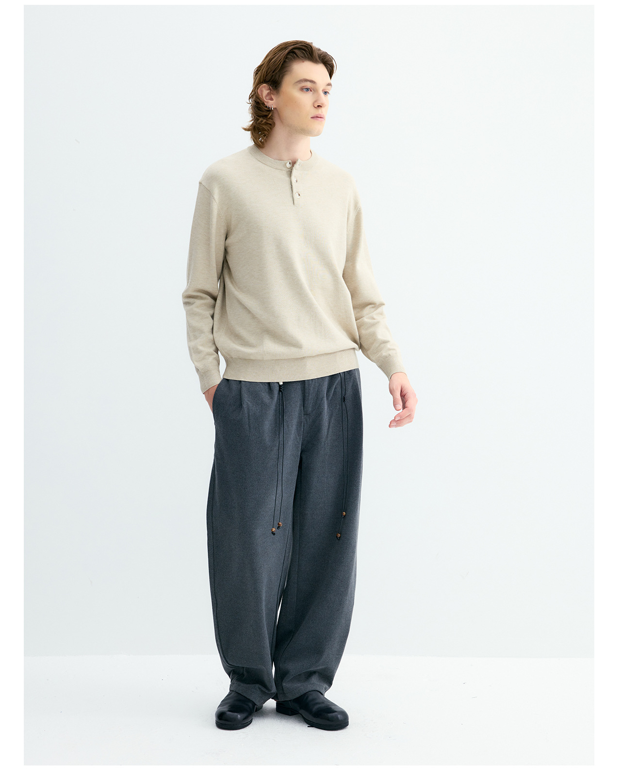 UNF 250g Henley Knit Sweater