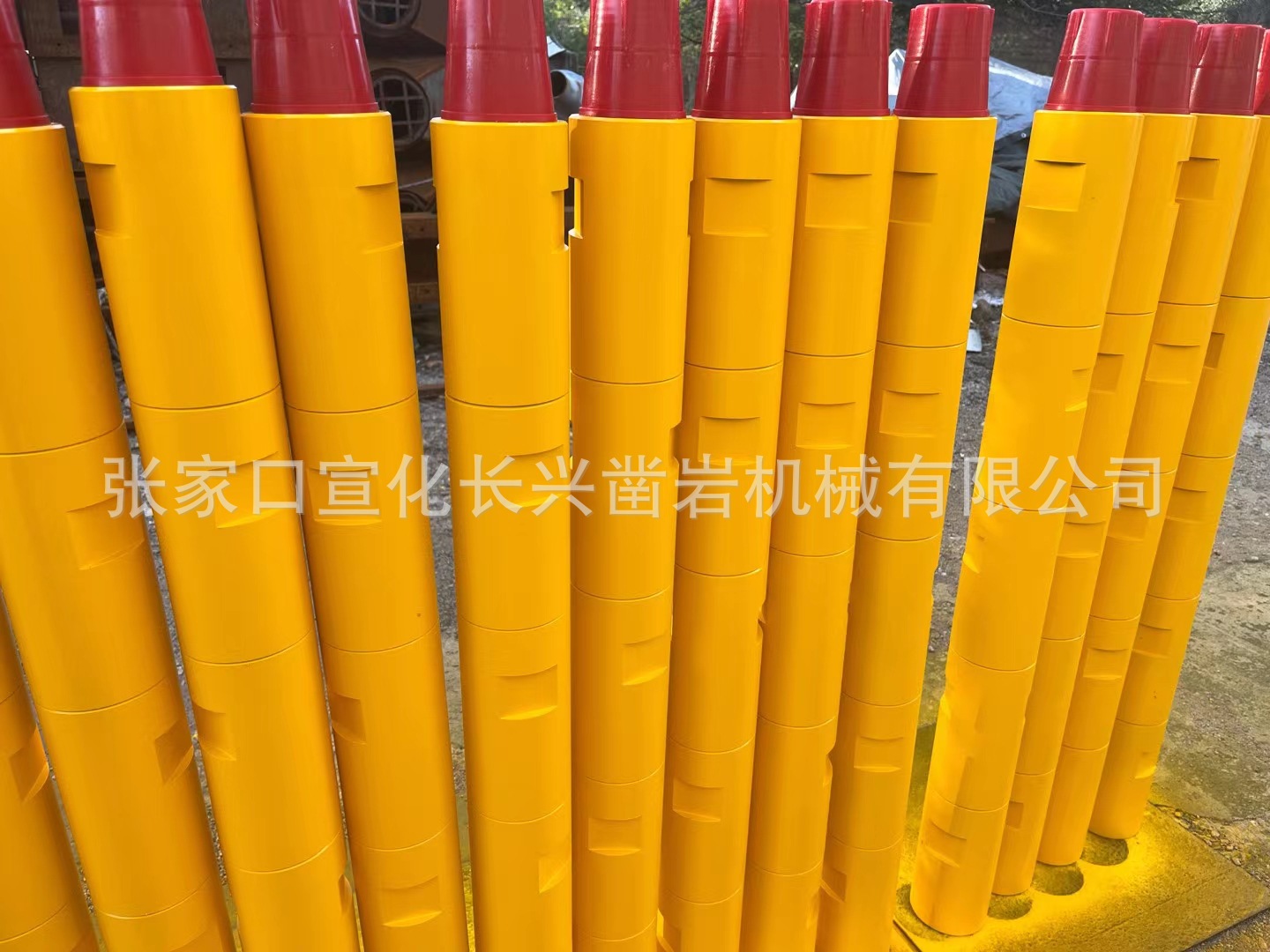 长兴凿岩 潜孔冲击器 过渡接头 加上钻杆 钻头 锚固打孔 修桥铺路