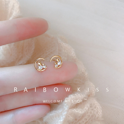 Cat on the Moon Earrings Women's Simple Small Earrings  New Trendy Sleeping Ear Hole Student Earrings