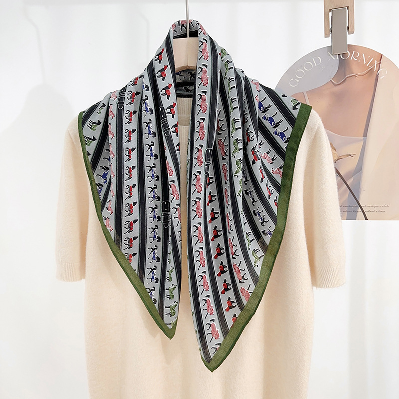 Diseñador de nicho personalidad impresa bufandas japonesas y coreanas de alta calidad temperamento elegante bufandas decorativas de seda herringe bufandas