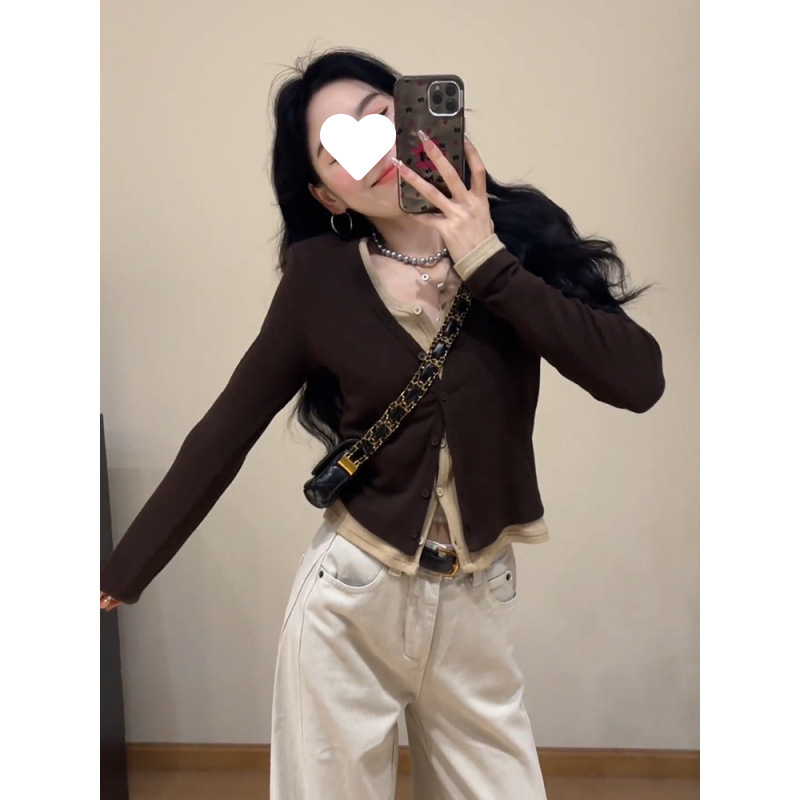 【2613人コレクション】独特で美しいカレー色のvネックの偽の2つの底のtシャツの女性の秋冬はとてもきれいです。|undefined