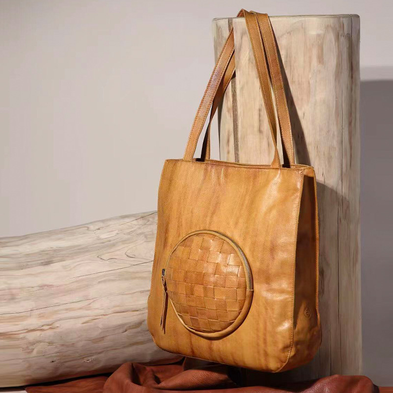 First-Layer Cowhide Large-Capacity Tote Bag, Vertical Style, Handmade Bv Woven Water-Dyed Leather Shoulder Bag, Genuine Leather Women's Handbag First-Layer Cowhide Large-Capacity Tote Bag, Vertical Style, Handmade Bv Woven Water-Dyed Leather Shoulder Bag, Genuine Leather Women's Handbag