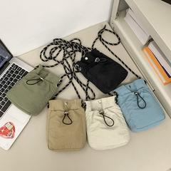 时尚抽绳设计迷你小方包户外小巧便携手机包男女款休闲单肩斜挎包