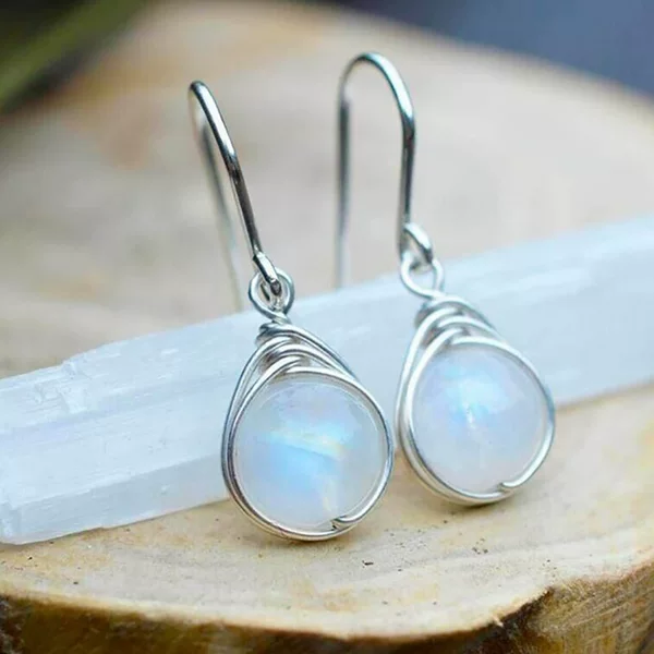 Huajie European and American recommended beautiful unique women's simple shape earrings fashion creative earrings wholesale