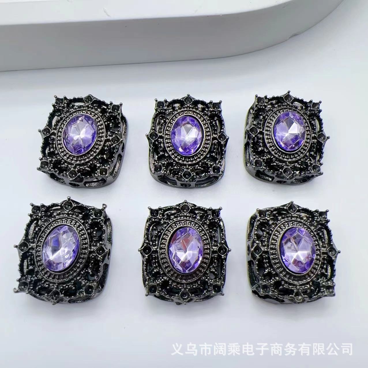 ダイヤモンドの長い方の大きい魔の箱の多い八穴のジルコニウムのdiyの手作りのビーズのブレスレットのネックレスの合金のアクセサリーのビーズの部品