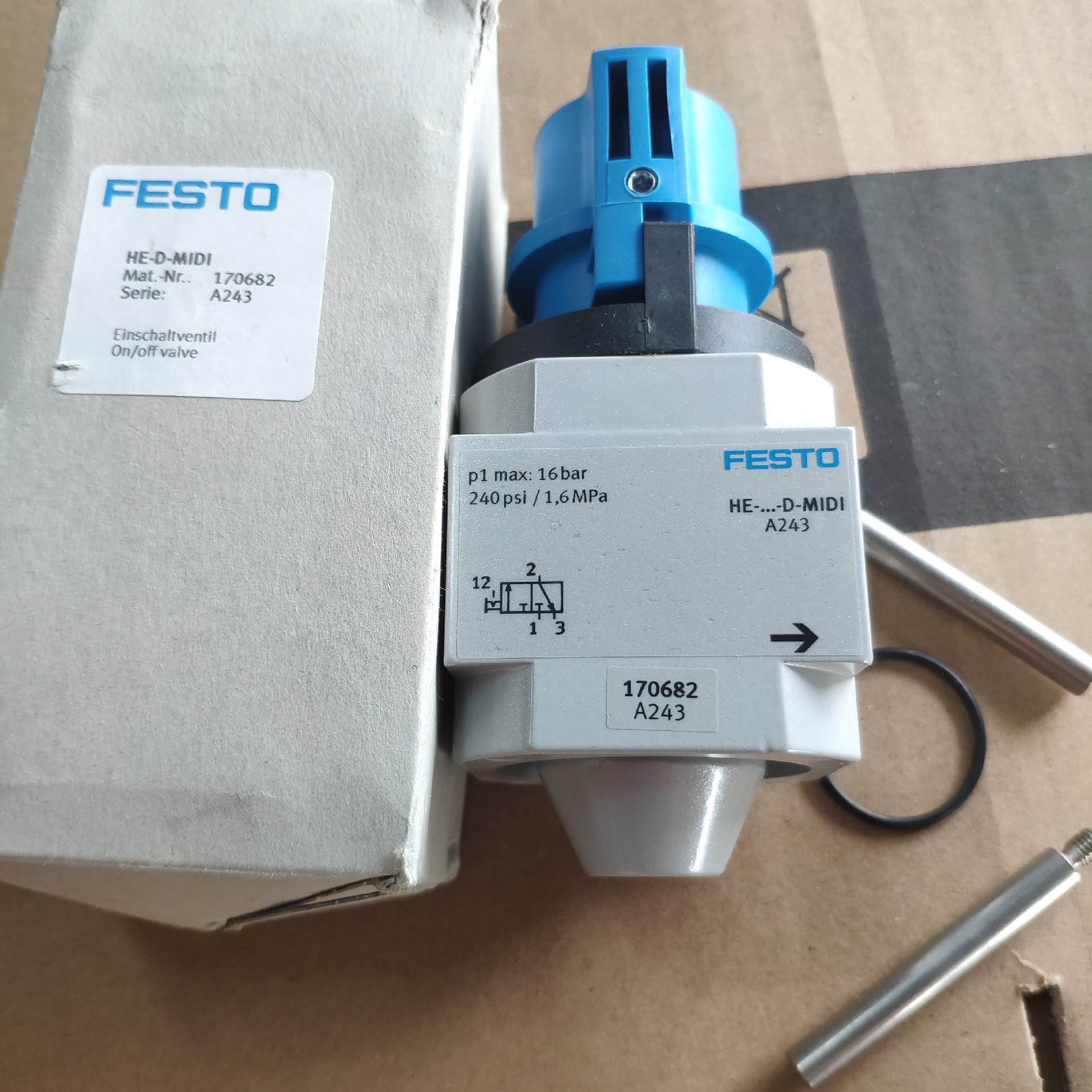 议价供应德国FESTO费斯托开关阀HE-D-MIDI 170682全新原装正品