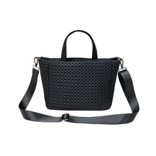 女士斜挎包小众设计感包包高级感手提包尼龙网面潮流单肩斜挎包