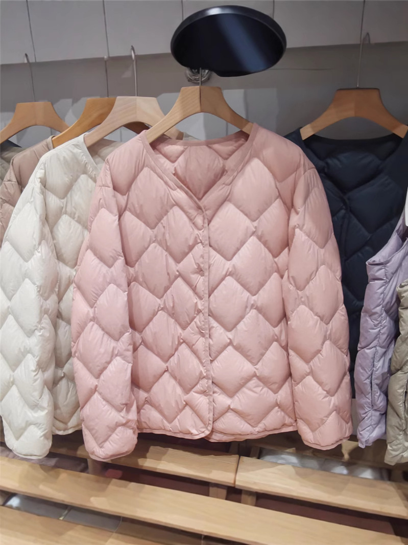 Transfronterizo Tik Tok nuevo chaqueta de plumón de alta calidad mujer corta ligera delgada plumón revestimiento de cuello redondo chaqueta casual