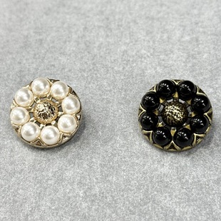 �ߙn��ʽС���L����~���r��ë�����״����B��ȹ�A�ν����b����