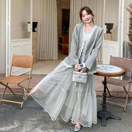 灰色开衫外套半身裙两件套女2026年秋季新款时尚超火巨好看套装裙