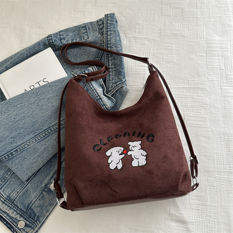 Bolsas de gran capacidad, bolsas de invierno nuevas bolsas de dibujos animados lindas bolsas de peluche, bolsas especiales de este año, bolsas casuales populares para mujeres