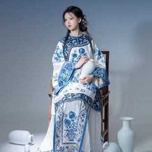 格格清朝服装晚清青花瓷印花刺绣女装重工上衣马面套装汉服新款-阿里巴巴