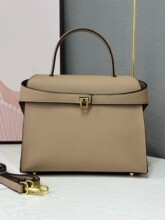 ���Ƽy�P������Ů���羳�L��ͨ�ڰٴ�μ�б���K��С�����֙C��