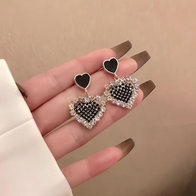 Elegant cute earrings, Japanese and Korean