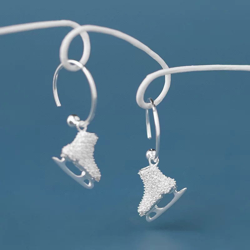 French Niche Fashion Creative Skates Pendant Earrings Fashion Light Luxury High-End Personality Elegant Earrings for Women