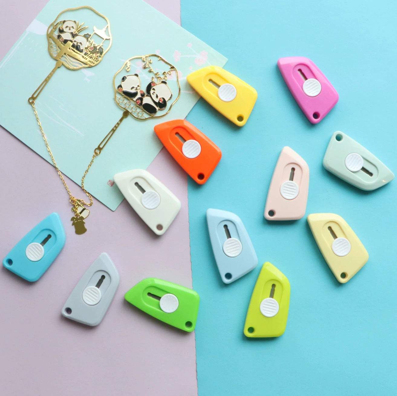 Симпатичный универсальный нож маленький распаковщик для студентов, чтобы порезать посылку маленький нож офисный бумажный нож портативный экспресс нож оптом