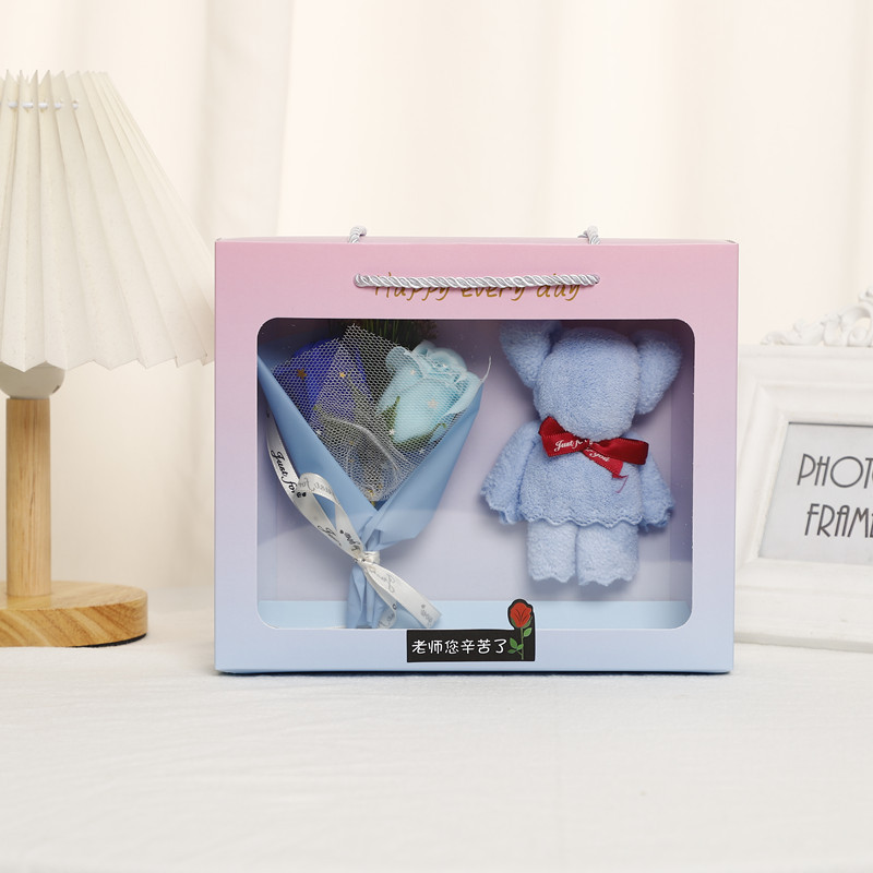 蓝玫瑰花束+毛巾熊礼盒