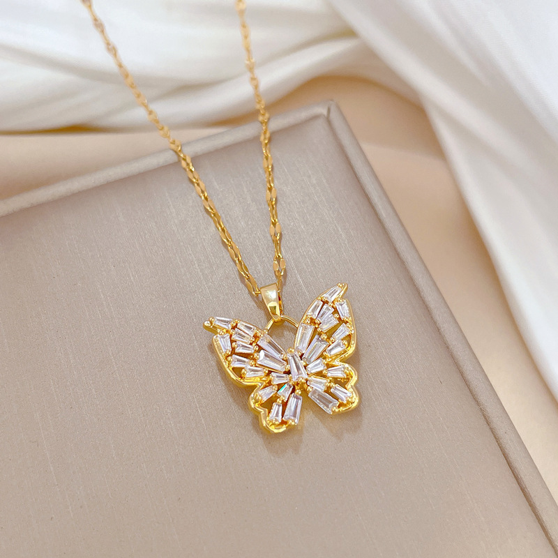 Stainless Steel Copper Elegant Inlay Butterfly Zircon Pendant Necklace display picture 2
