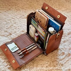 越境直送【万選】バッグ レディース クロスボディバッグ デザイン ニッチ 高級ハンドバッグ 大容量ホルダー
