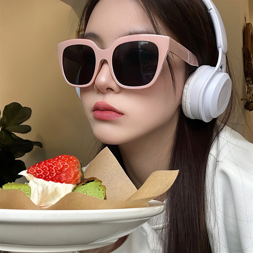 Rosa Girl Pink Sunglasses High-End Fashion Sweet and Fresh Summer Streetwear Sun Protection Eyewear