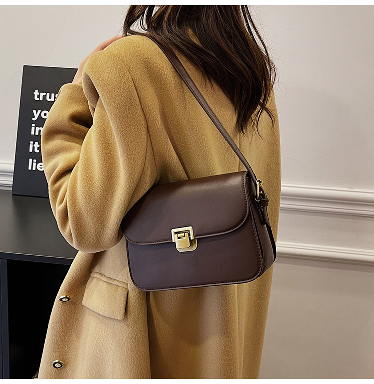 Solid color underarm 2023 new trendy versatile shoulder high-end and fashionable crossbody women's bag, small square bag_voghion.com